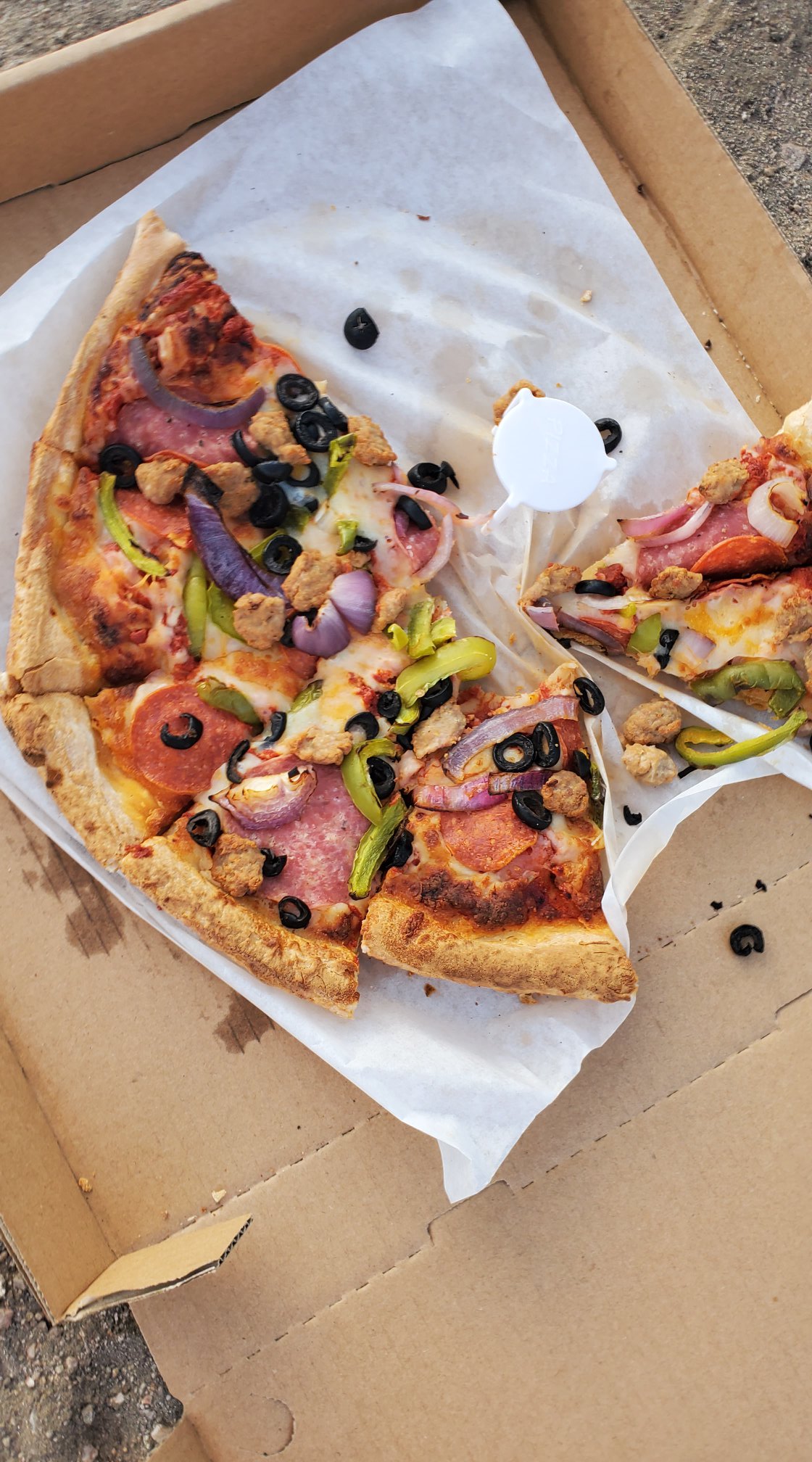 Pizza delivered to PCT hikers at mile 342